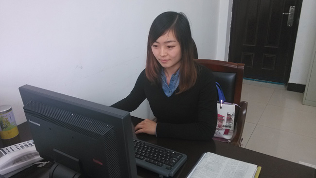 李丽 大